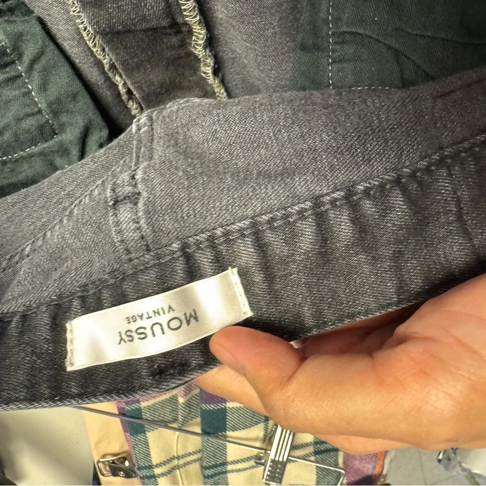 Moussy Vintage Black Distressed Skinny Jeans Raw Hem Cropped Women’s Denim - Picture 10 of 12